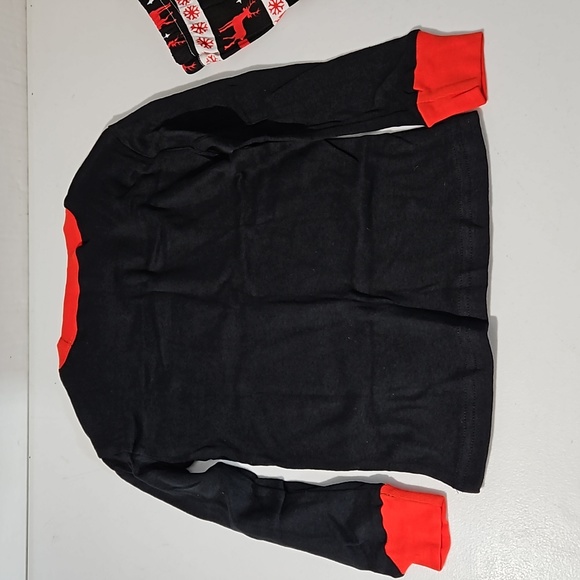Winter pajamas Size 4 - Picture 3 of 5
